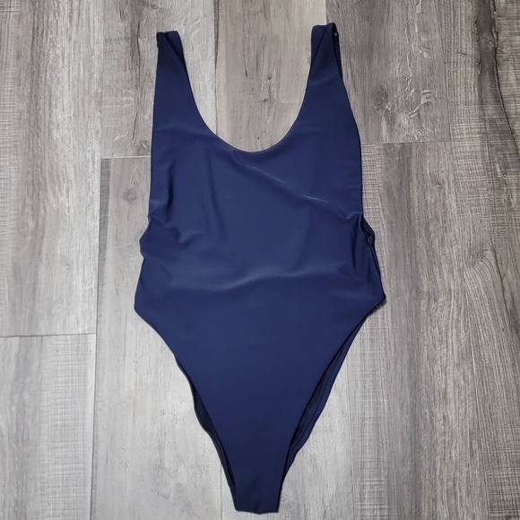 Aerie Scoop Low Back One Piece Swimsuit - Picture 4 of 11